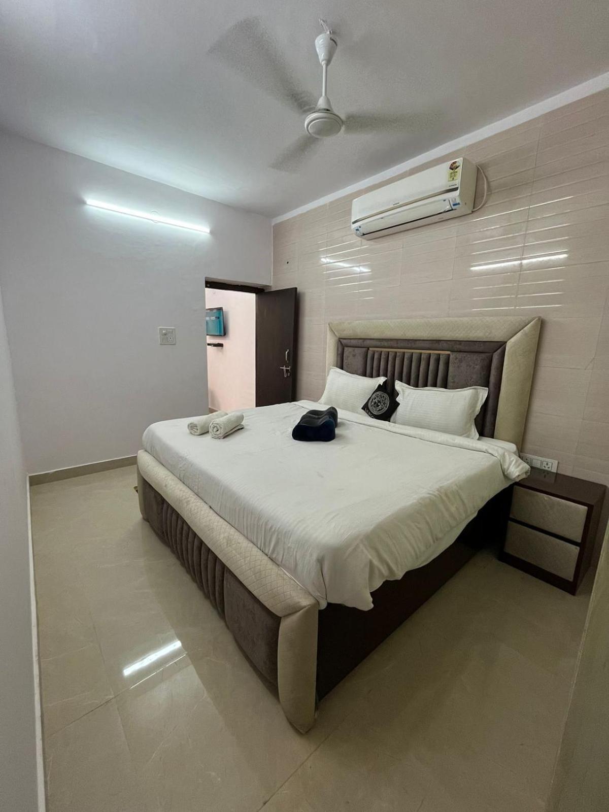 Divine India Service L73a, 1bhk *